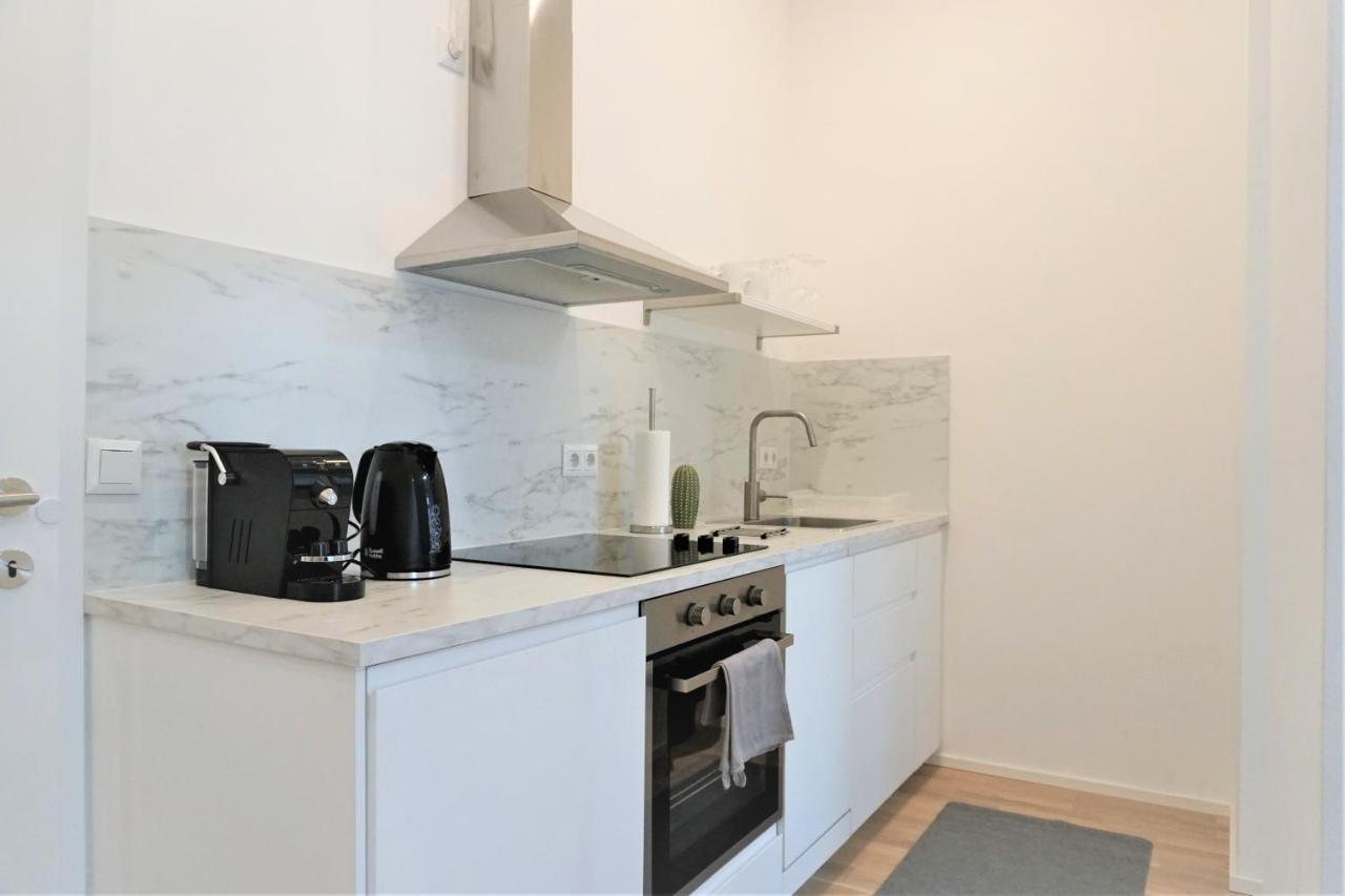 Modern 2Br Apartments - Full Kitchen - Schoenbrunn Area - 15 Mins To City Center Wien Ngoại thất bức ảnh