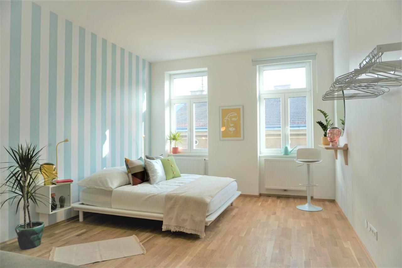 Modern 2Br Apartments - Full Kitchen - Schoenbrunn Area - 15 Mins To City Center Wien Ngoại thất bức ảnh